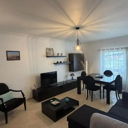 Cozy Retreat Near & *