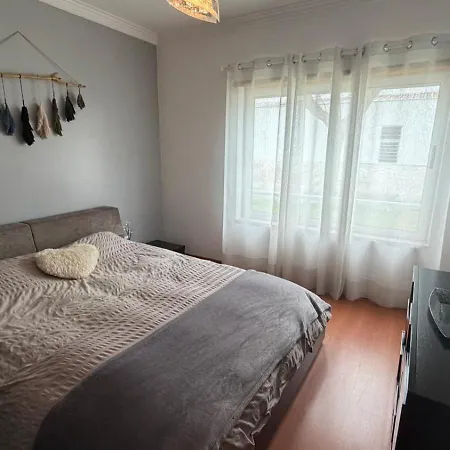 Apartamento Cozy Retreat Near &